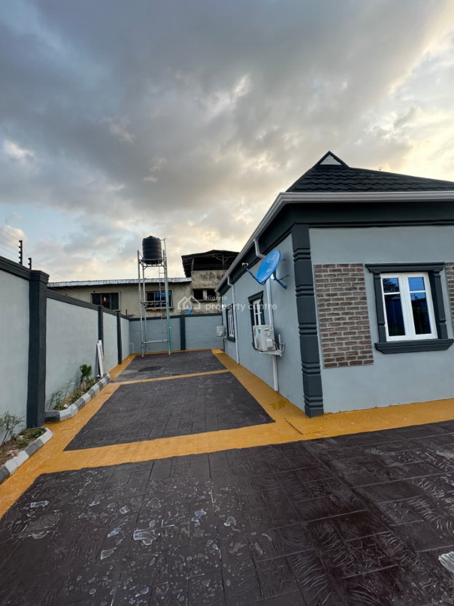 Exquisitely Built 3 Bedroom Bungalow with Spacious Compound, Alafara, Ibadan, Oyo, Detached Bungalow for Sale
