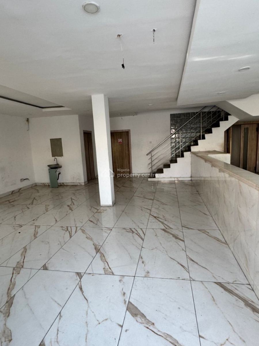 4-bedroom Duplex + 2 Bq, Lekki Phase 1, Lekki, Lagos, Commercial Property for Rent