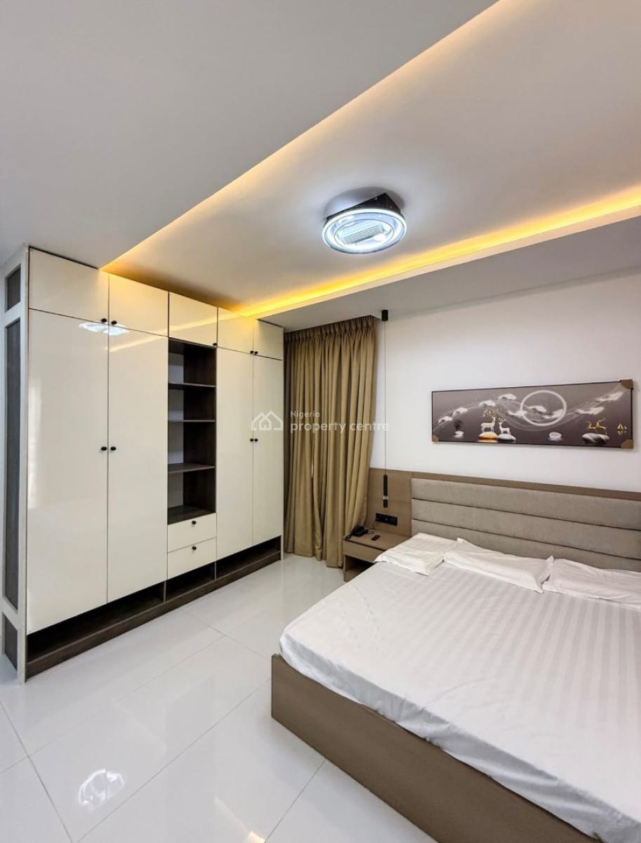 Newly Built 3 Bedroom Apartment, Lekki Phase 1, Lekki, Lagos, Flat / Apartment for Sale