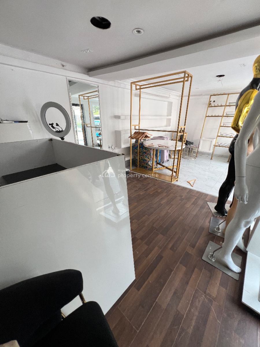 Shop Space Ground Floor Facing Road, Lekki Phase 1, Lekki, Lagos, Shop for Rent