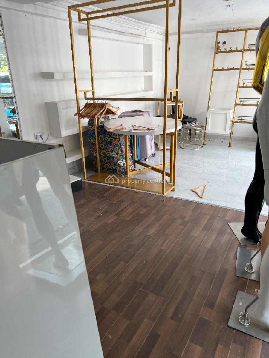 Shop Space Ground Floor Facing Road, Lekki Phase 1, Lekki, Lagos, Shop for Rent