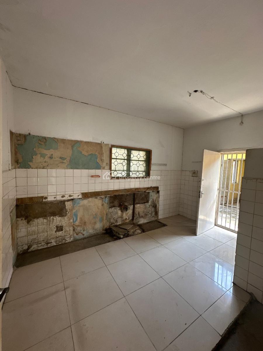 5 Bedroom Duplex with 2 Rooms Bq on a 390sqm Land, Off Awolowo Road, Ikoyi, Lagos, Detached Duplex for Sale