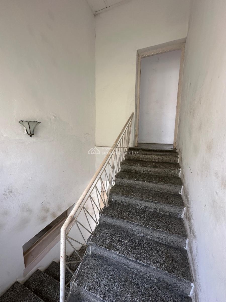 5 Bedroom Duplex with 2 Rooms Bq on a 390sqm Land, Off Awolowo Road, Ikoyi, Lagos, Detached Duplex for Sale