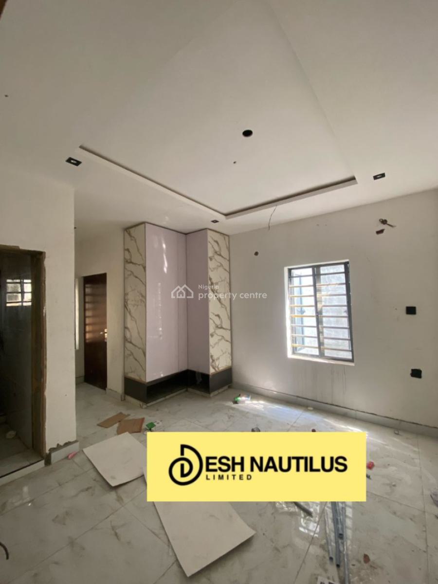 Lovely 2 Bedroom Apartment, Orchid Road, Lekki Expressway, Lekki, Lagos, Flat / Apartment for Sale