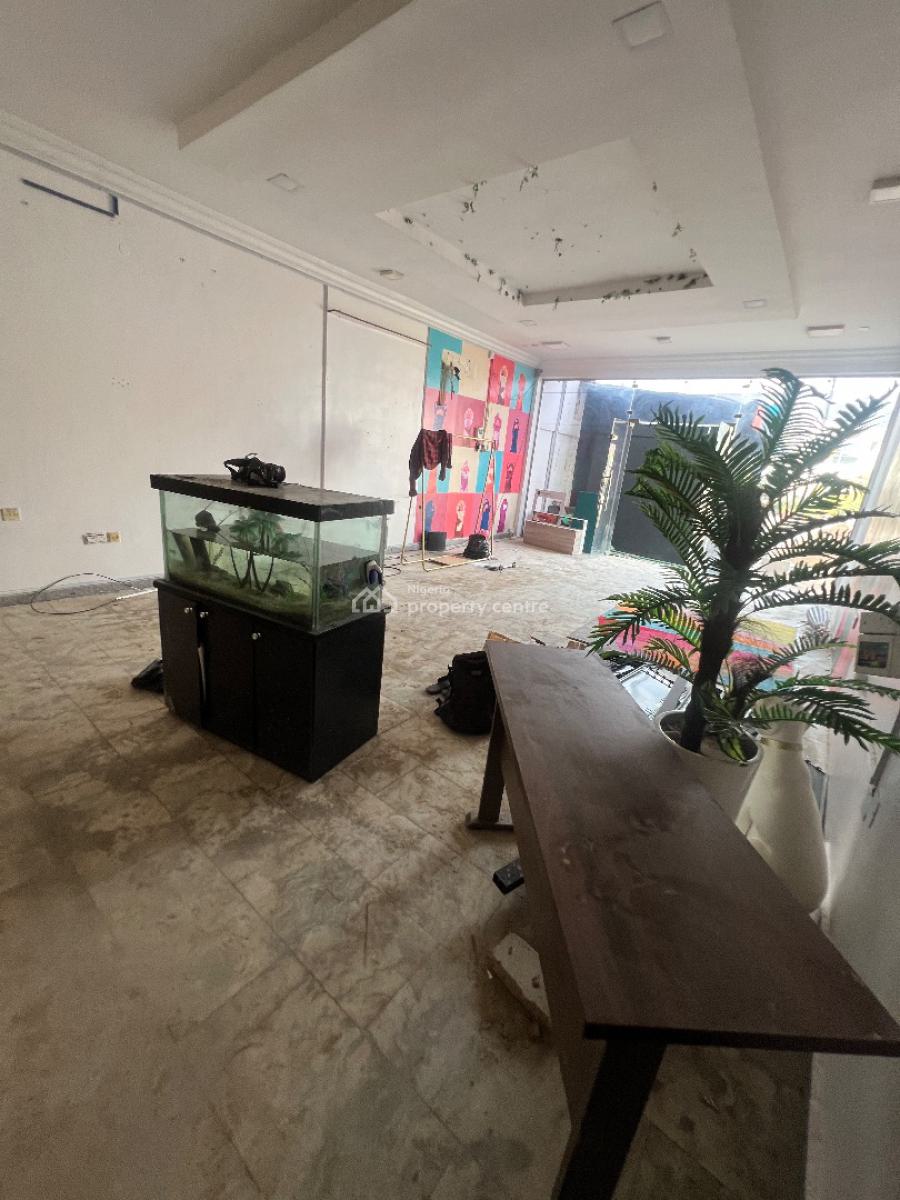 Shop Space Ground Floor Facing Road, Emmanuel Abimbola Cole, Lekki Phase 1, Lekki, Lagos, Shop for Rent