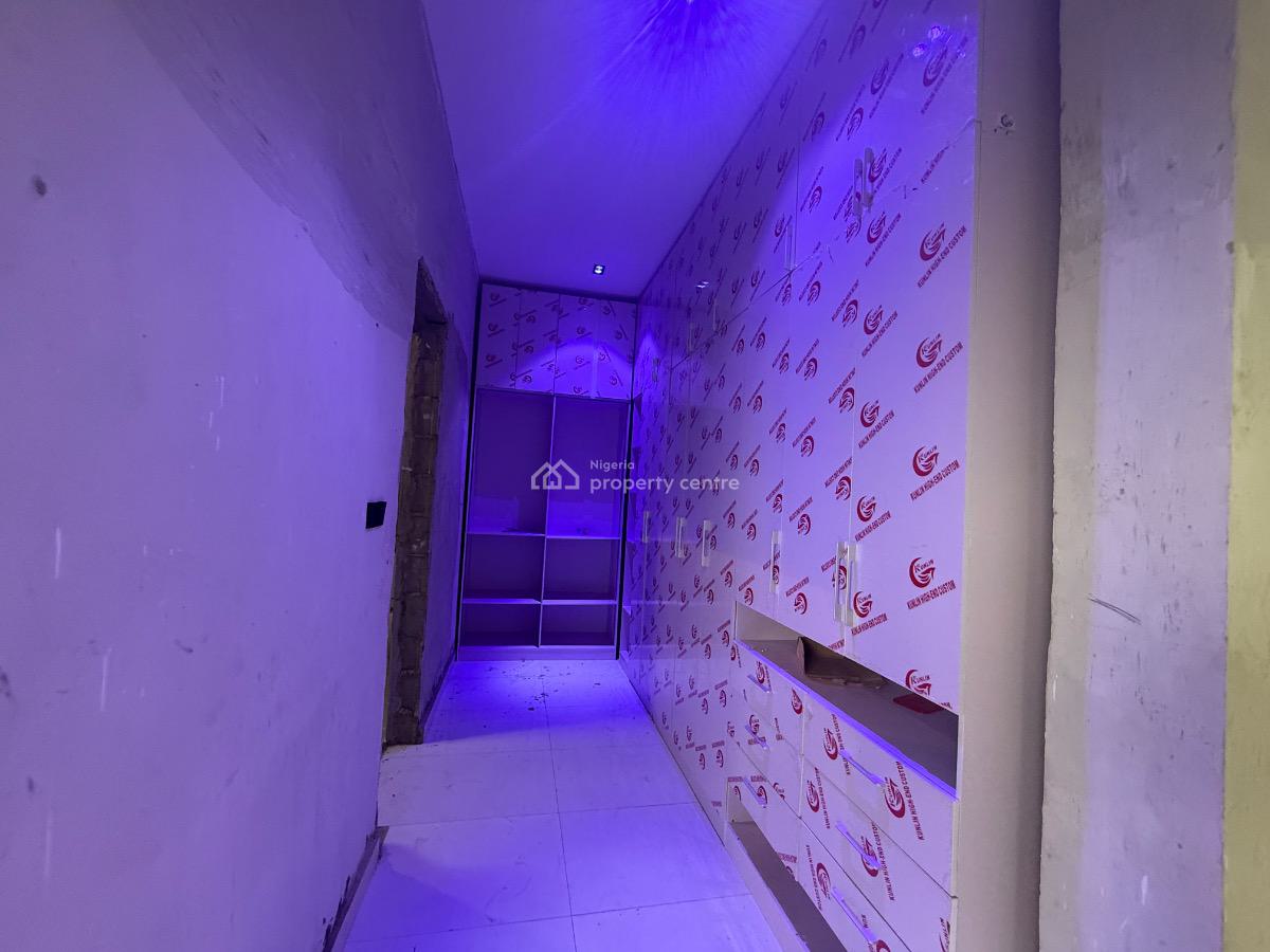 Brand New 4 Bedroom Semi Detached Duplex with Bq for Distress, Lekki Scheme 2 Estate,ogombo Road, Ogombo, Ajah, Lagos, Semi-detached Duplex for Sale