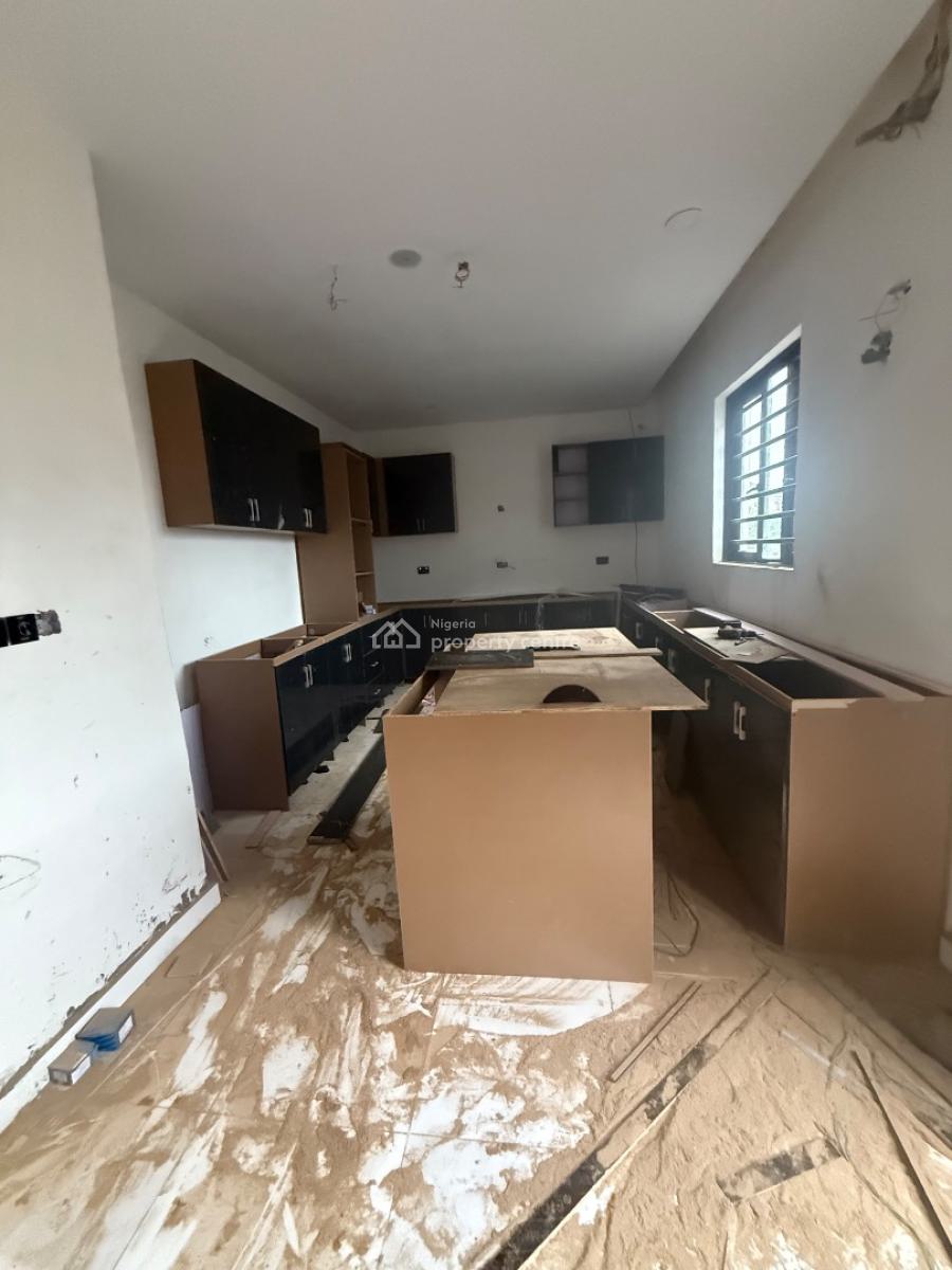 Brand New 4 Bedroom Semi Detached Duplex with Bq for Distress, Lekki Scheme 2 Estate,ogombo Road, Ogombo, Ajah, Lagos, Semi-detached Duplex for Sale