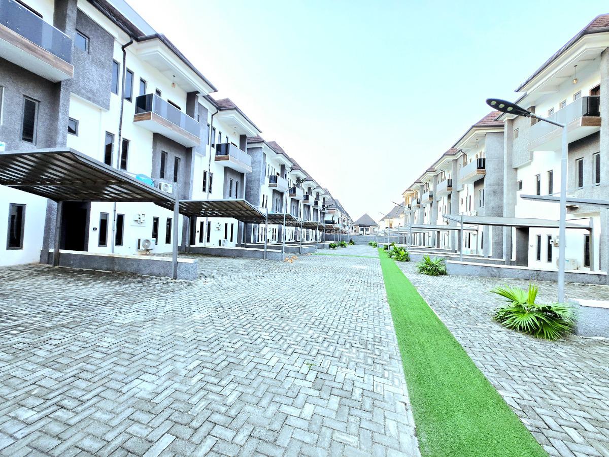 Mini Estate, Chevron Drive, Lekki, Lagos, Block of Flats for Sale
