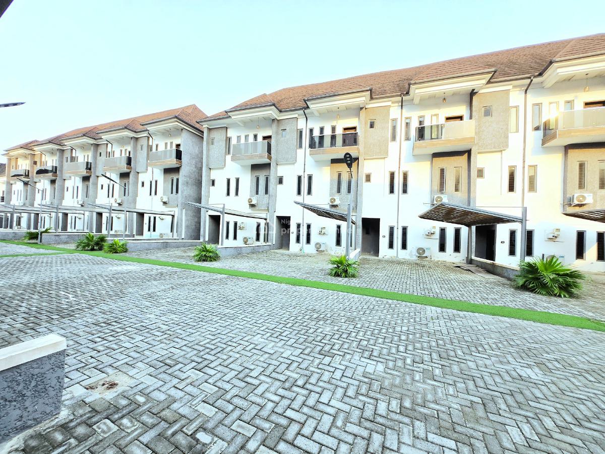Mini Estate, Chevron Drive, Lekki, Lagos, Block of Flats for Sale