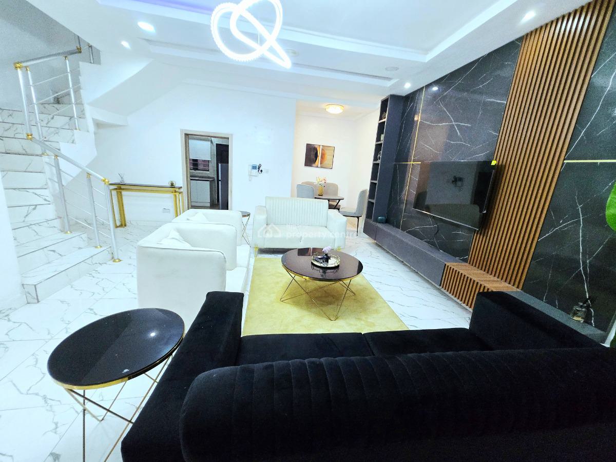 Mini Estate, Chevron Drive, Lekki, Lagos, Block of Flats for Sale