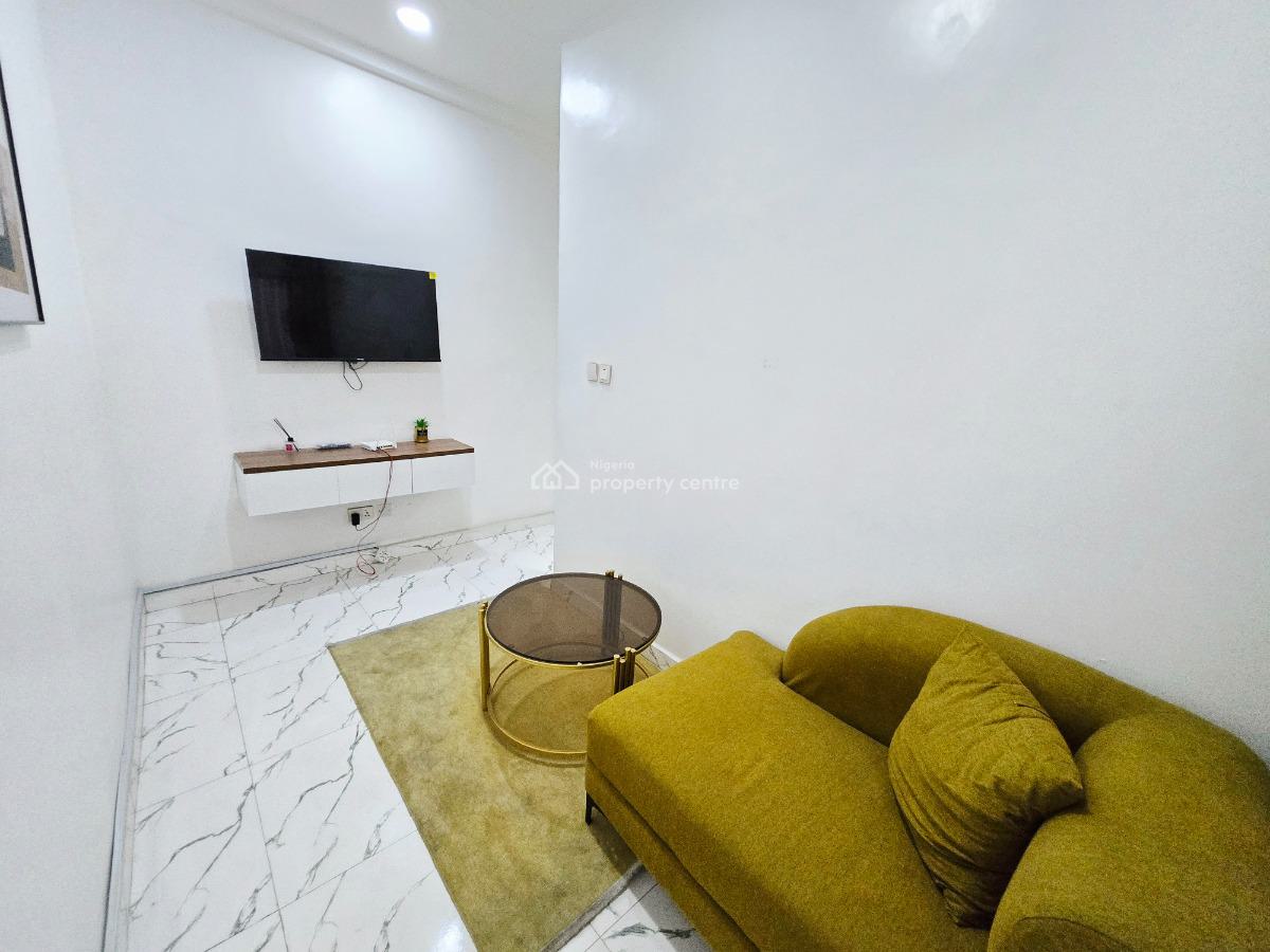 Mini Estate, Chevron Drive, Lekki, Lagos, Block of Flats for Sale