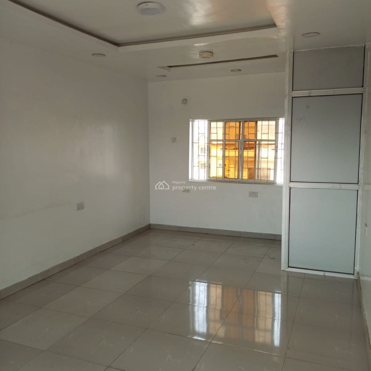 Sharp Shop, Ado Road, Ajah, Lagos, Shop for Rent