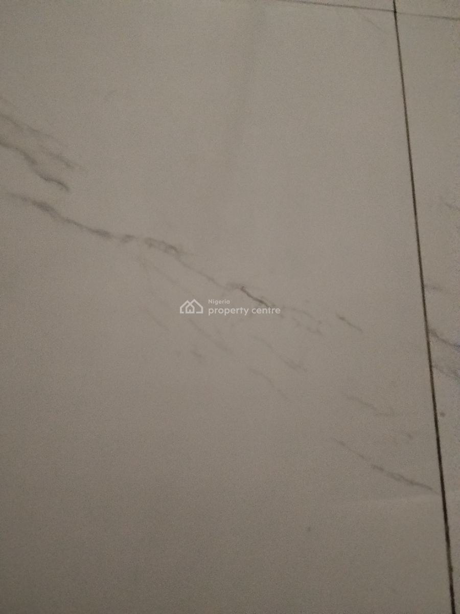 Duplex Property on 1100sqm, Good for Office Showroom Club Etc, Victoria Island (vi), Lagos, Restaurant / Bar for Sale