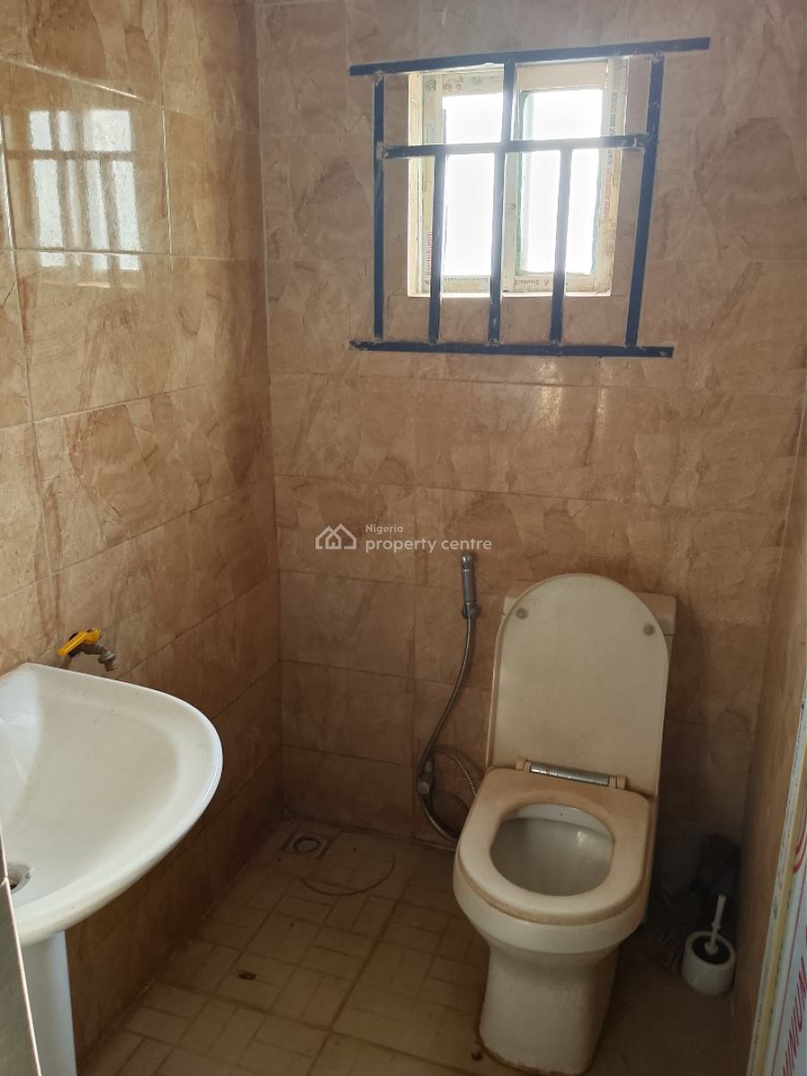 2 Bedroom Detached Bungalow, Kobi Sariki District, Guzape District, Abuja, Detached Bungalow for Rent