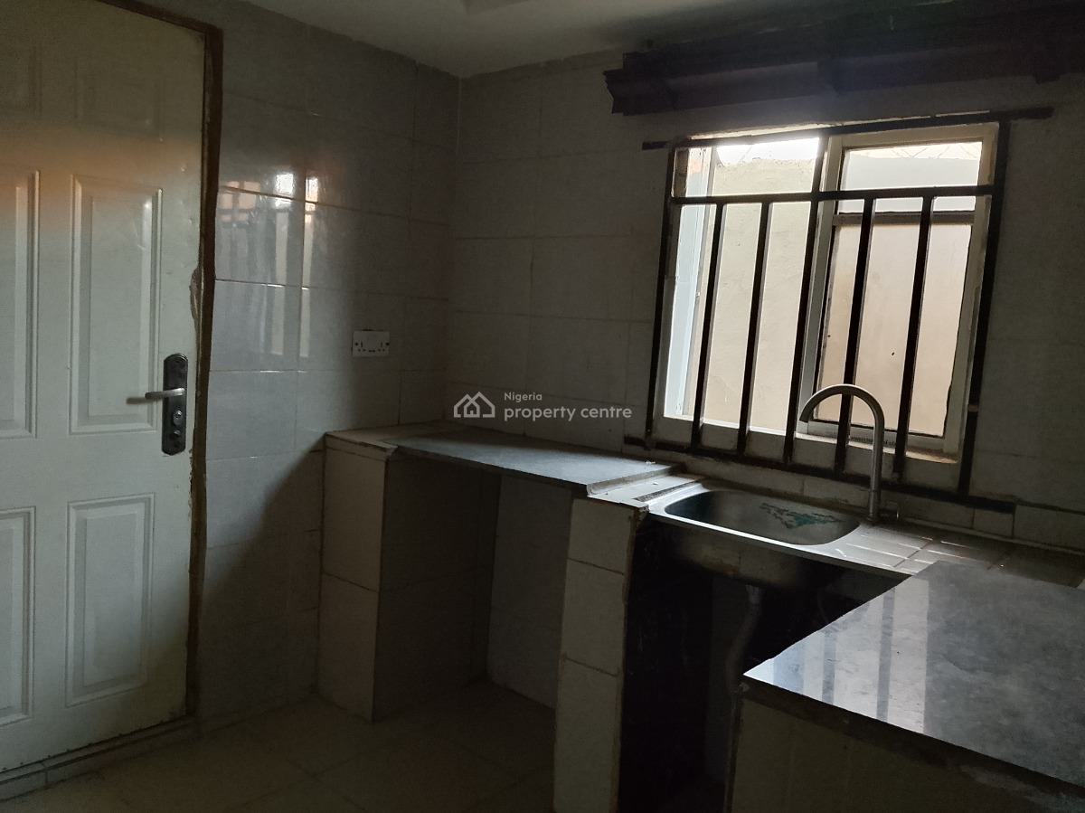 2 Bedroom Detached Bungalow, Kobi Sariki District, Guzape District, Abuja, Detached Bungalow for Rent