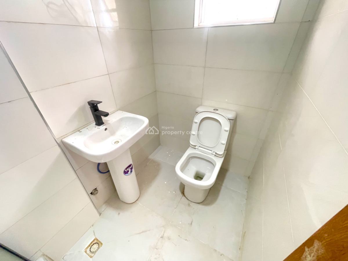 Brand New 2 Bedrooms Apartment, Lekki Phase 1, Lekki, Lagos, Flat / Apartment for Sale