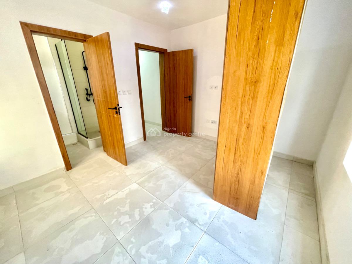 Brand New 2 Bedrooms Apartment, Lekki Phase 1, Lekki, Lagos, Flat / Apartment for Sale