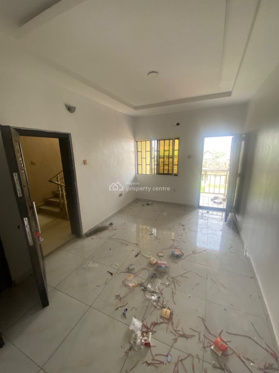 Dope Mini Flat (upstairs) Close to The Road, Ogombo, Ajah, Lagos, Mini Flat (room and Parlour) for Rent