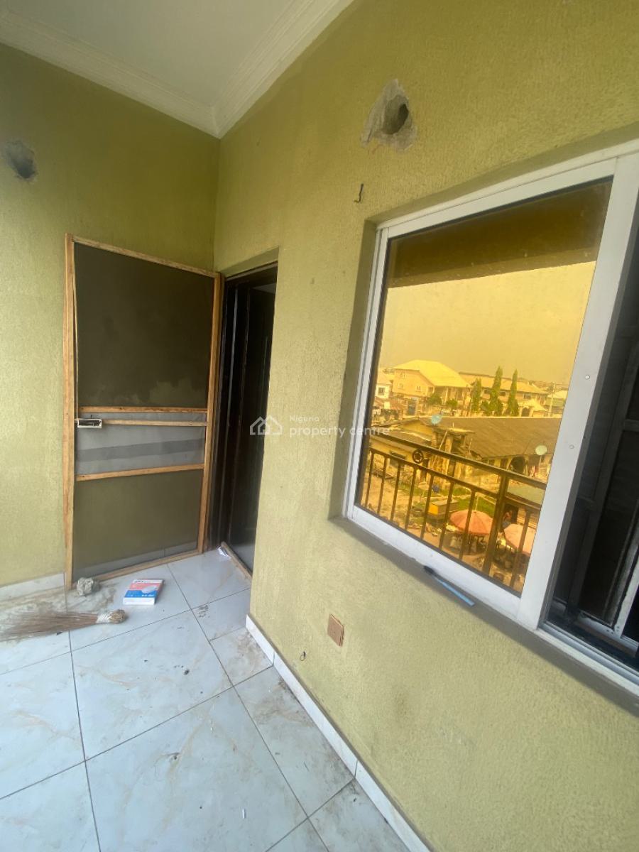 Dope Mini Flat (upstairs) Close to The Road, Ogombo, Ajah, Lagos, Mini Flat (room and Parlour) for Rent