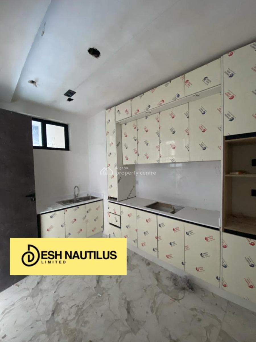 Luxury 2 Bedroom Apartment, Orchid Road, Lekki Expressway, Lekki, Lagos, Flat / Apartment for Sale