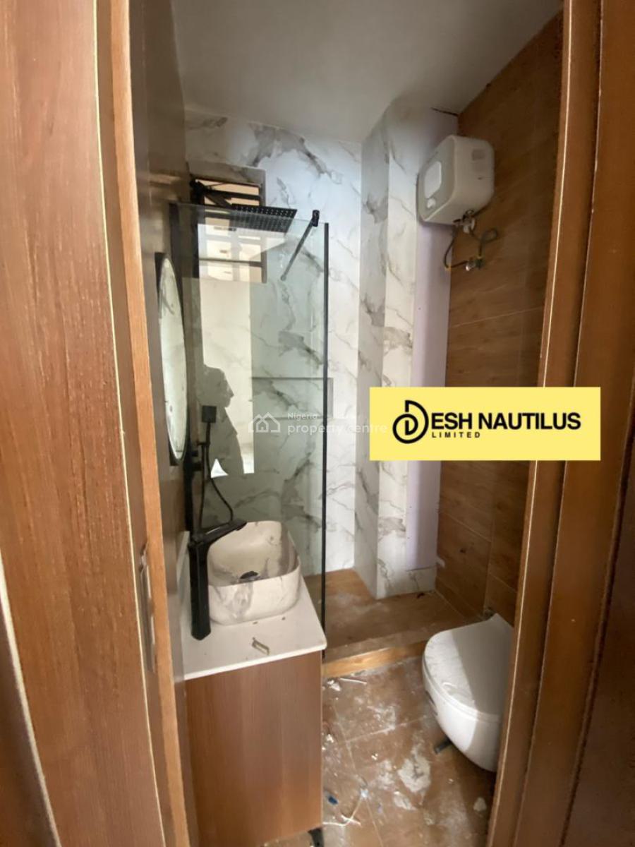 Luxury 2 Bedroom Apartment, Orchid Road, Lekki Expressway, Lekki, Lagos, Flat / Apartment for Sale