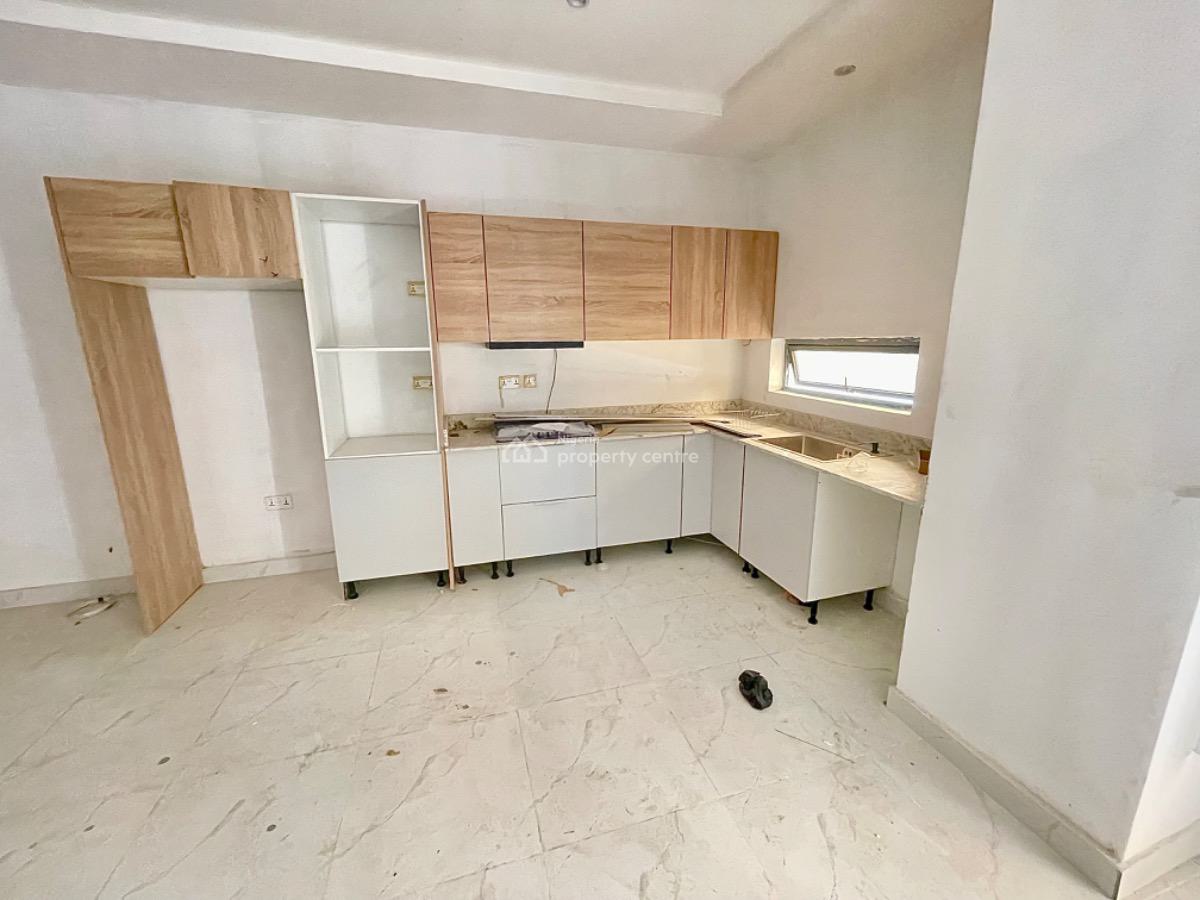 Brand New 2 Bedrooms Maisonette, Lekki Phase 1, Lekki, Lagos, Flat / Apartment for Sale
