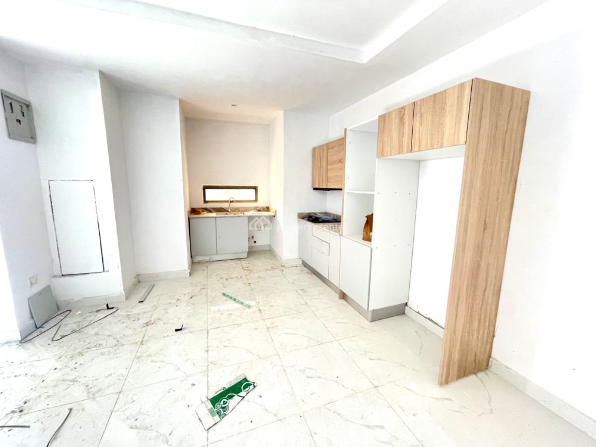 Brand New 2 Bedrooms Maisonette, Lekki Phase 1, Lekki, Lagos, Flat / Apartment for Sale