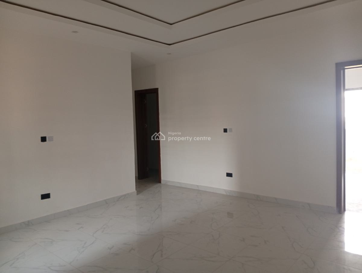 Luxury 3 Bedrooms Flat, Off Ogombo Road, Lekki Phase 2, Lekki, Lagos, Flat / Apartment for Sale