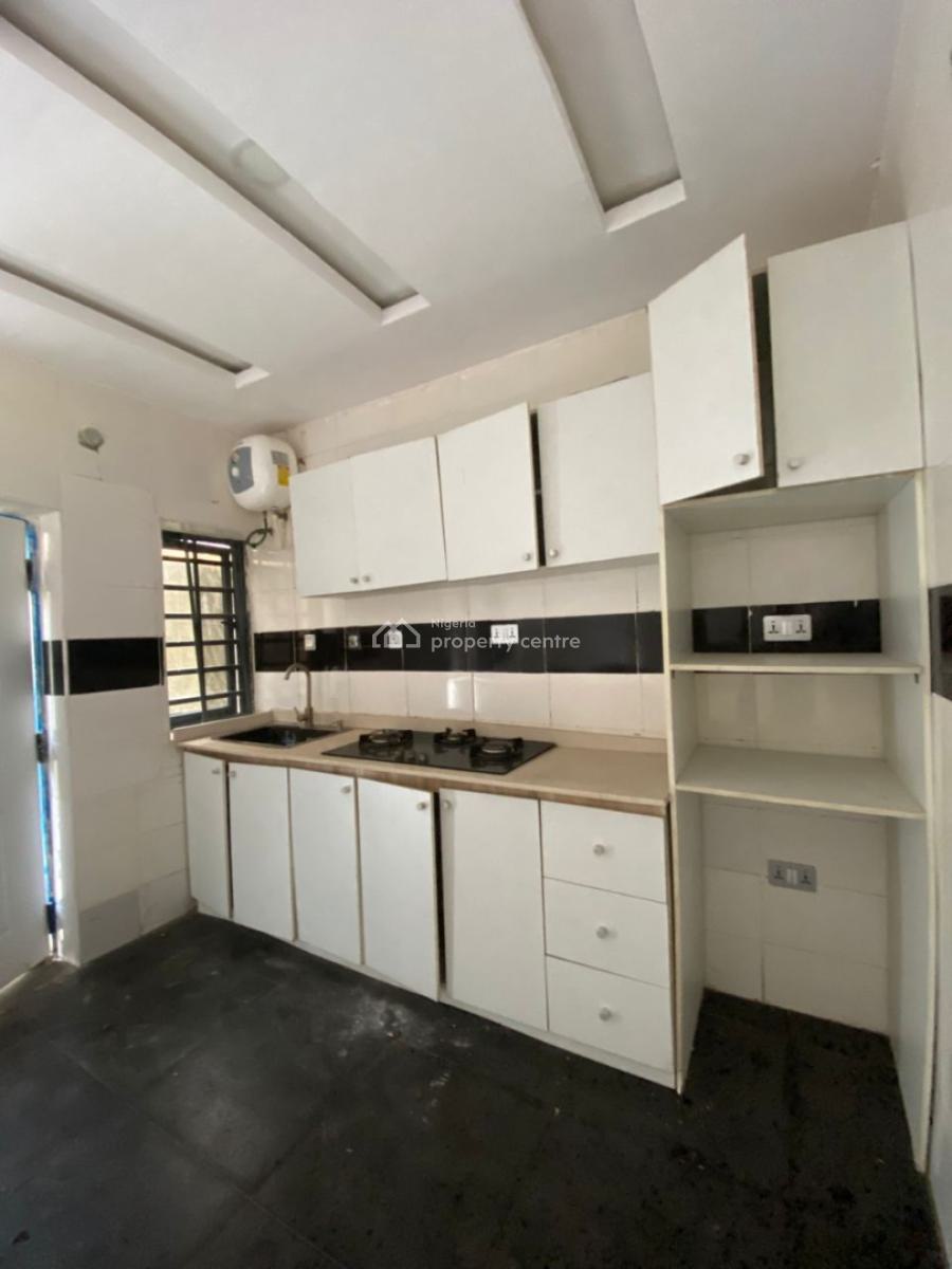 2 Bedrooms Terraced Duplex in an Access Controlled Estate, Ogidan, Sangotedo, Ajah, Lagos, Flat / Apartment for Rent