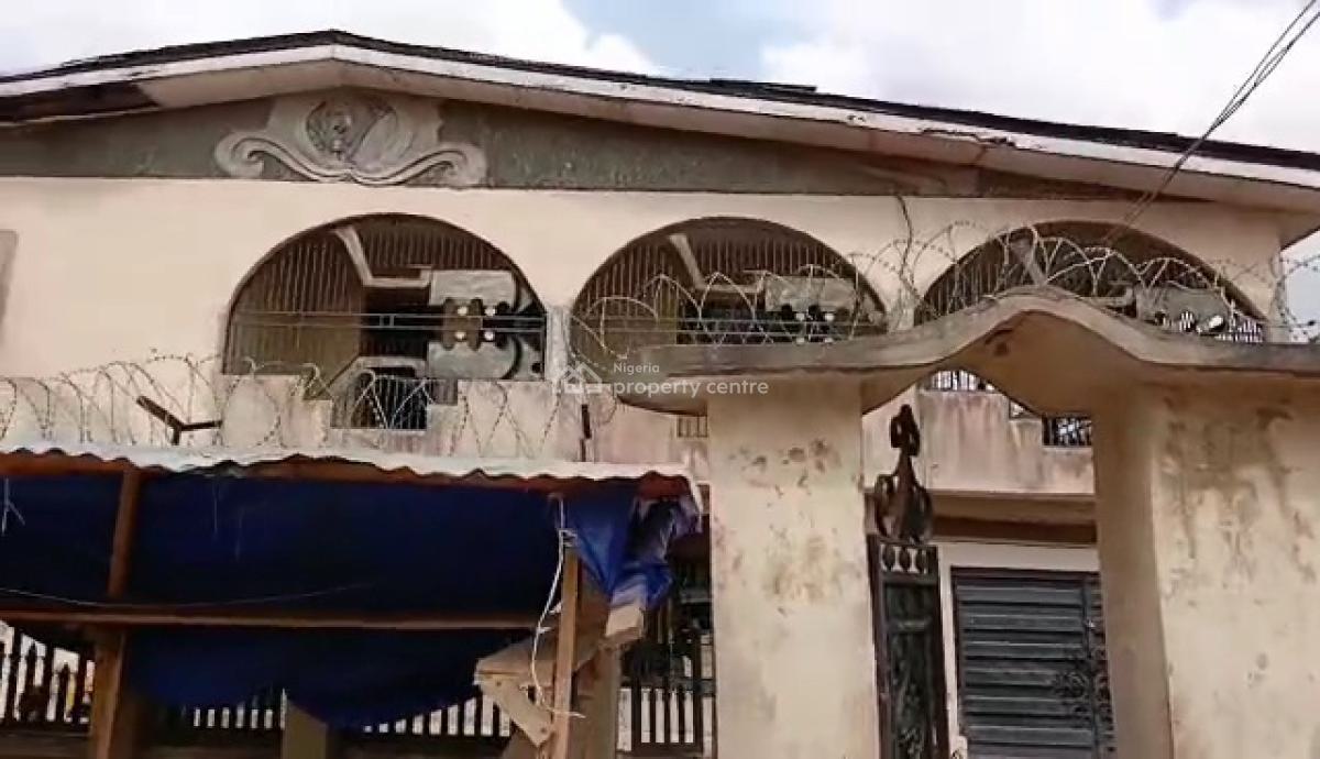 9 Bedrooms Duplex, 2 Bedrooms Bq 100ft By 100ft Land, Etete Road, Gra, Off Sapele Road, Benin, Oredo, Edo, Detached Duplex for Sale