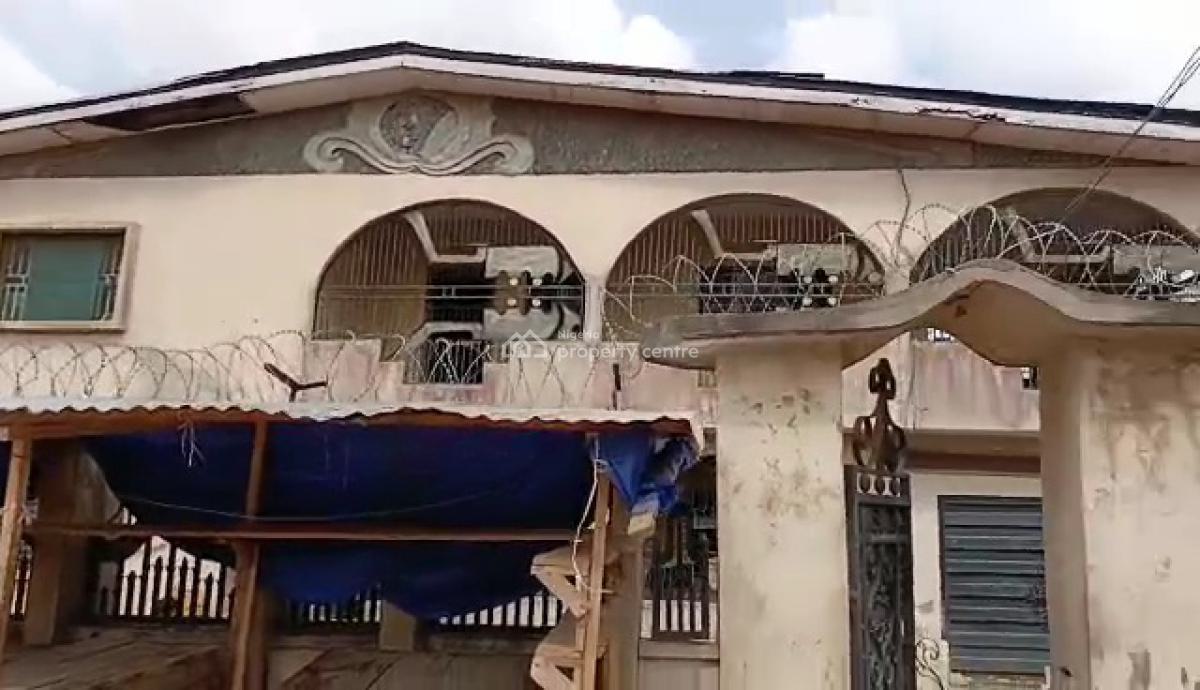 9 Bedrooms Duplex, 2 Bedrooms Bq 100ft By 100ft Land, Etete Road, Gra, Off Sapele Road, Benin, Oredo, Edo, Detached Duplex for Sale