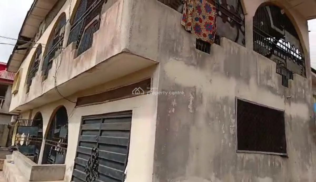 9 Bedrooms Duplex, 2 Bedrooms Bq 100ft By 100ft Land, Etete Road, Gra, Off Sapele Road, Benin, Oredo, Edo, Detached Duplex for Sale