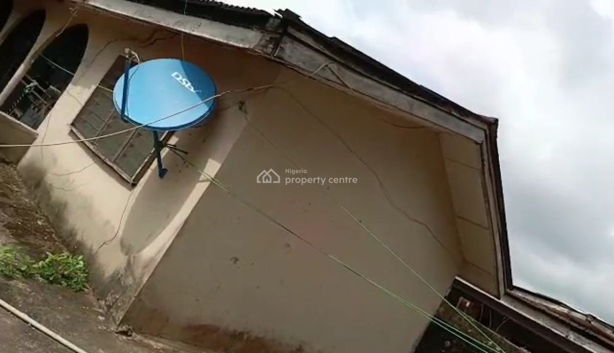 9 Bedrooms Duplex, 2 Bedrooms Bq 100ft By 100ft Land, Etete Road, Gra, Off Sapele Road, Benin, Oredo, Edo, Detached Duplex for Sale