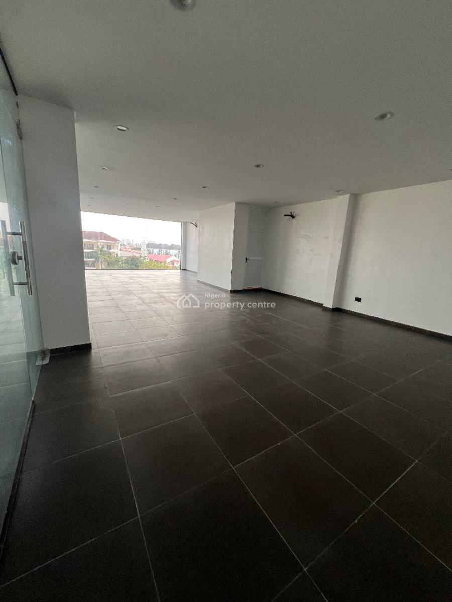 127sqm of Shop Space on Admiralty Way Upstairs, Admiralty Way Lekki Phase 1, Lekki Phase 1, Lekki, Lagos, Shop for Rent