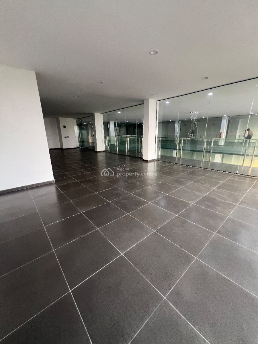 127sqm of Shop Space on Admiralty Way Upstairs, Admiralty Way Lekki Phase 1, Lekki Phase 1, Lekki, Lagos, Shop for Rent