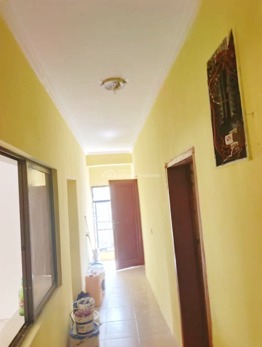 Luxury & Well Renovated 4 Bedroom Apartment, Omole Phase 1, Ikeja, Lagos, Flat / Apartment for Rent
