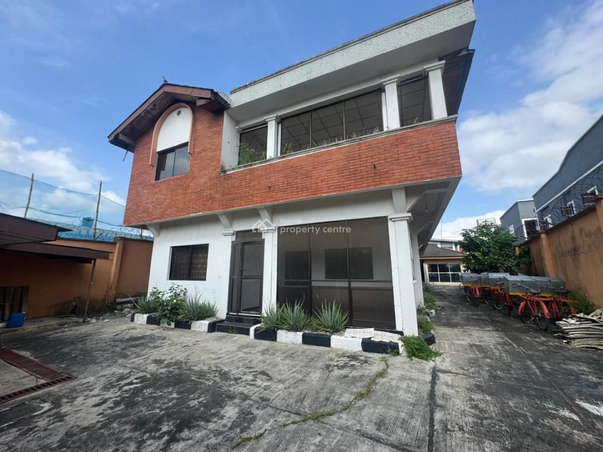 Land Measuring 602sqm with Structure, Abba Johnson Crescent, Adeniyi Jones, Ikeja, Lagos, Residential Land for Sale