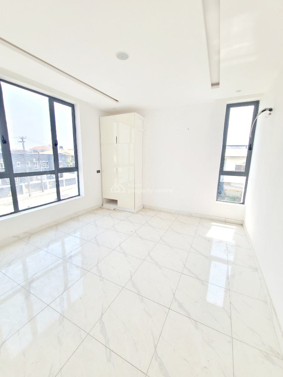 Brand New Tastefully Finished 2 Bedrooms Flat with Kitchenette & Elevator, Agungi Estate, Agungi, Lekki, Lagos, Flat / Apartment for Sale