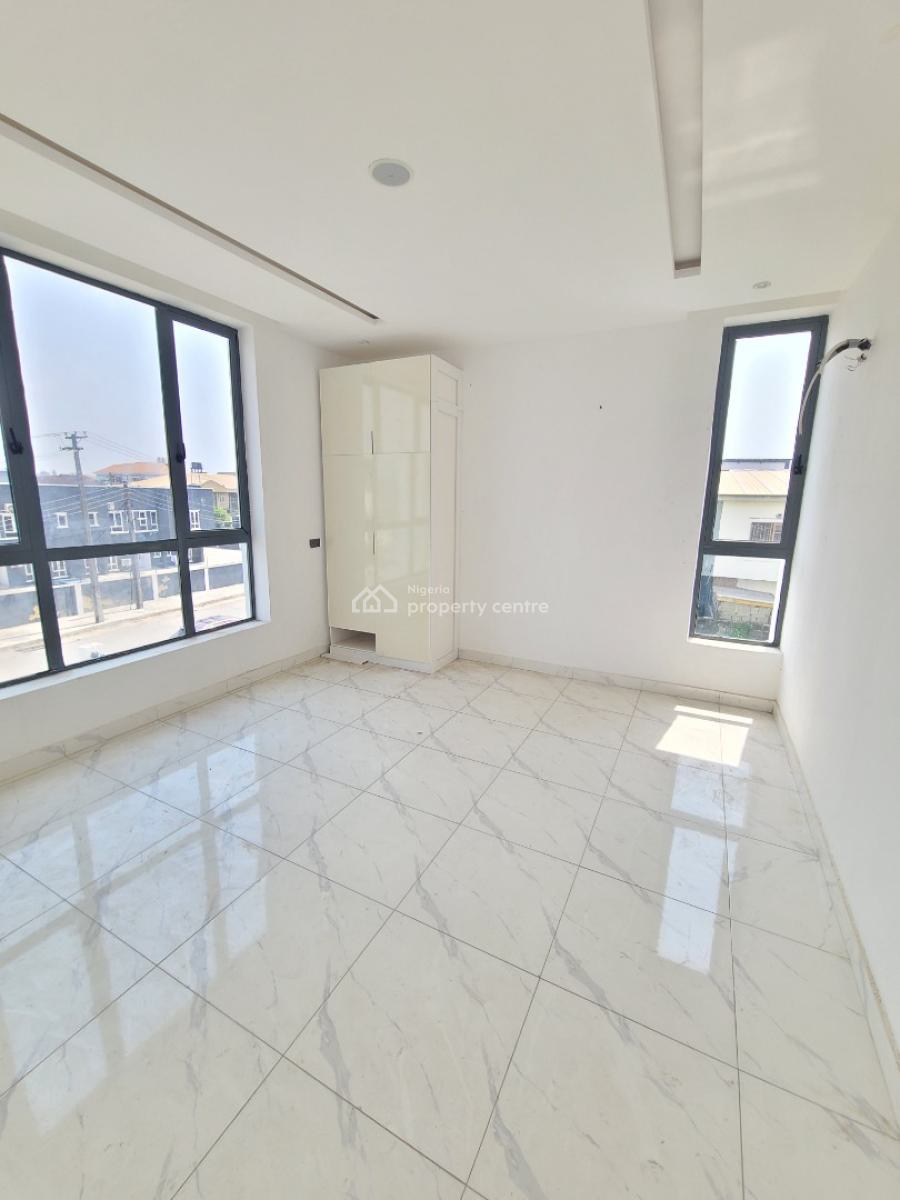 Brand New Tastefully Finished 2 Bedrooms Flat with Kitchenette & Elevator, Agungi Estate, Agungi, Lekki, Lagos, Flat / Apartment for Sale