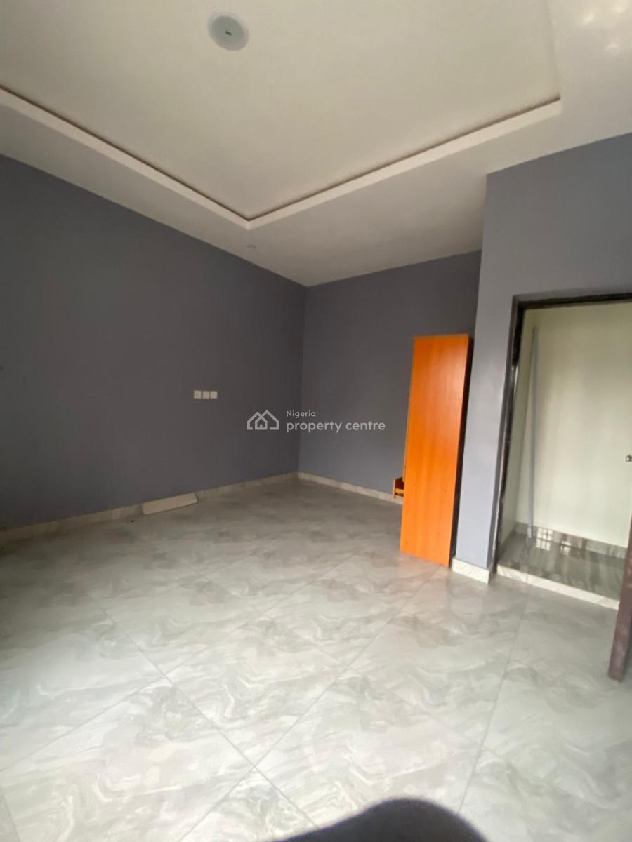 Relatively New 2 Bedeooms Flat, Off Goodluck Street, Ori-oke, Ogudu, Lagos, Flat / Apartment for Rent