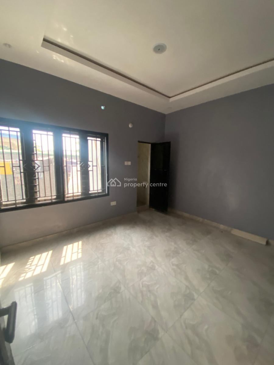 Relatively New 2 Bedeooms Flat, Off Goodluck Street, Ori-oke, Ogudu, Lagos, Flat / Apartment for Rent