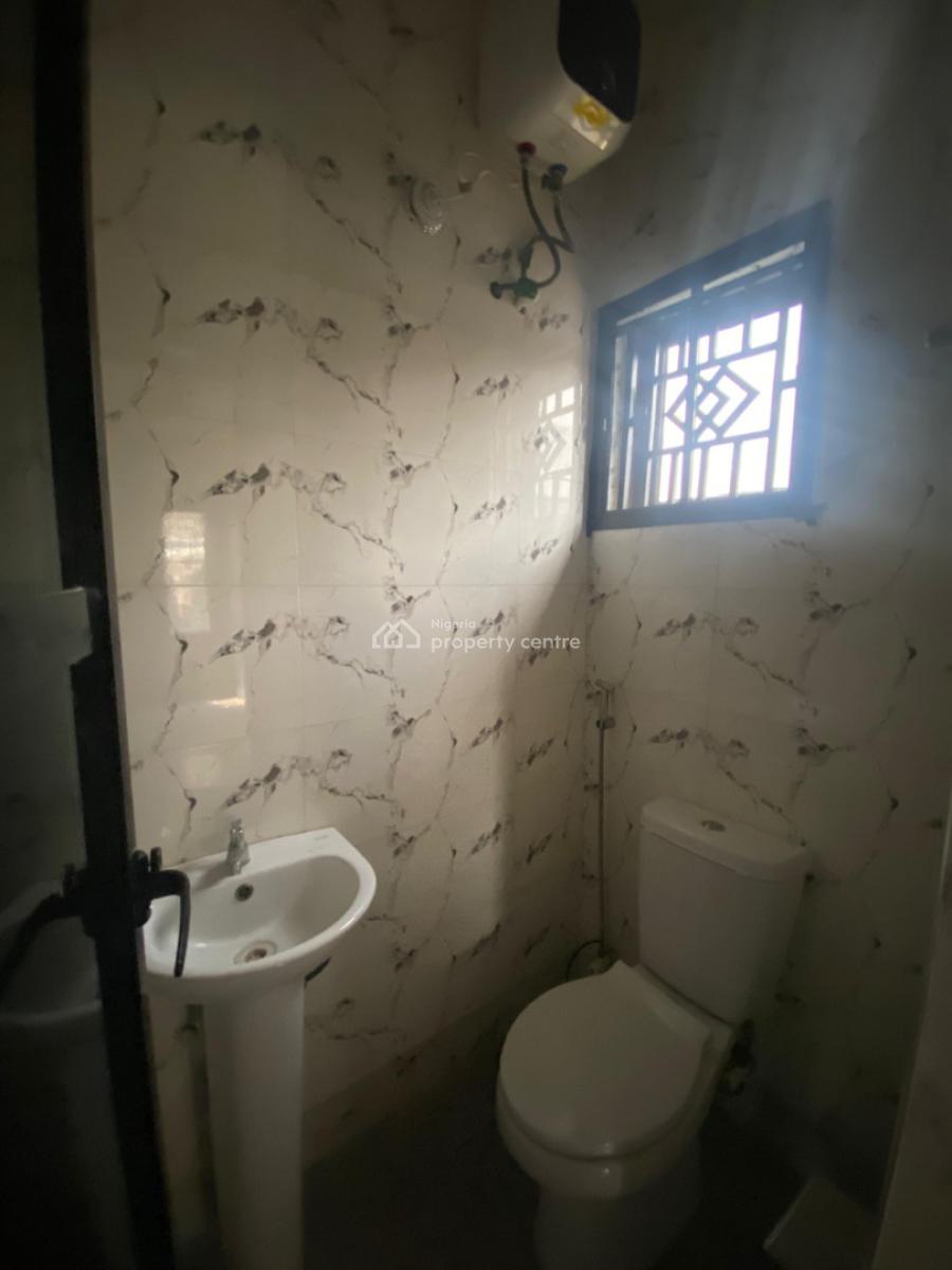 Relatively New 2 Bedeooms Flat, Off Goodluck Street, Ori-oke, Ogudu, Lagos, Flat / Apartment for Rent