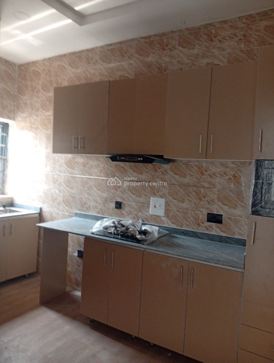 Newly Built 2 Bedrooms Flat, Off Muiz Banire Street, Lekki Phase 2, Lekki, Lagos, Flat / Apartment for Sale