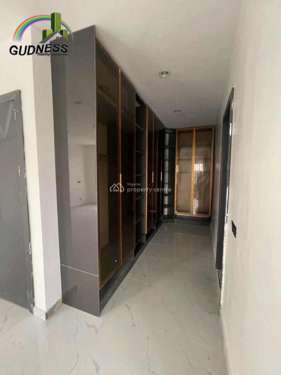 5 Bedroom Semi Detached Duplex, Ikota, Lekki, Lagos, Flat / Apartment for Sale