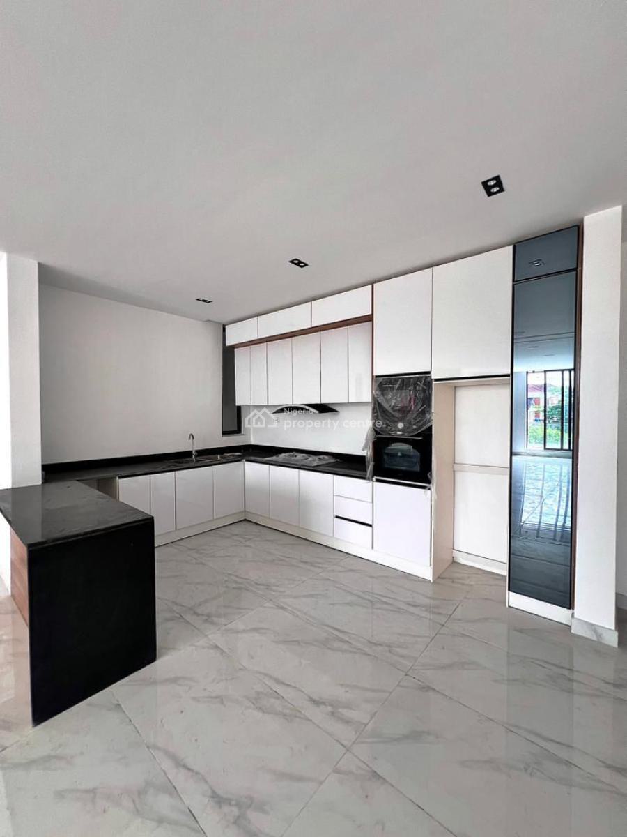 Luxury Serviced 2 Bedroom Apartment, Lekki Phase 1, Lekki, Lagos, Flat / Apartment for Sale