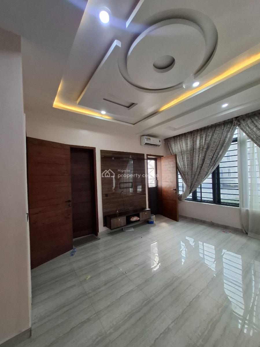 Large Serviced Exquisite 4 Bedrooms Duplex with Bq, Jacuzzi, Winterfell Estate, Iponri, Surulere, Lagos, Terraced Duplex for Rent