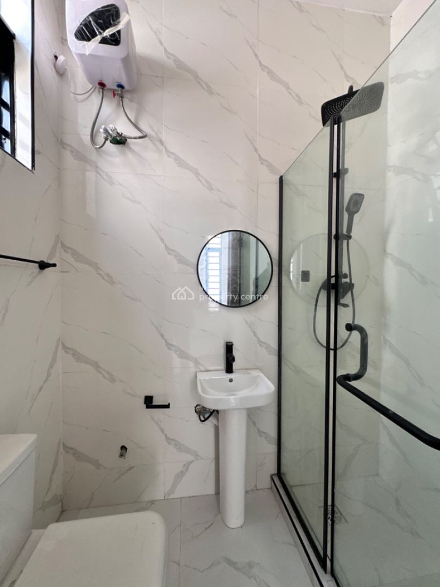 Large 5 Bedrooms Fully Detached House, Chevron Estate, Lekki, Lagos, Detached Duplex for Sale