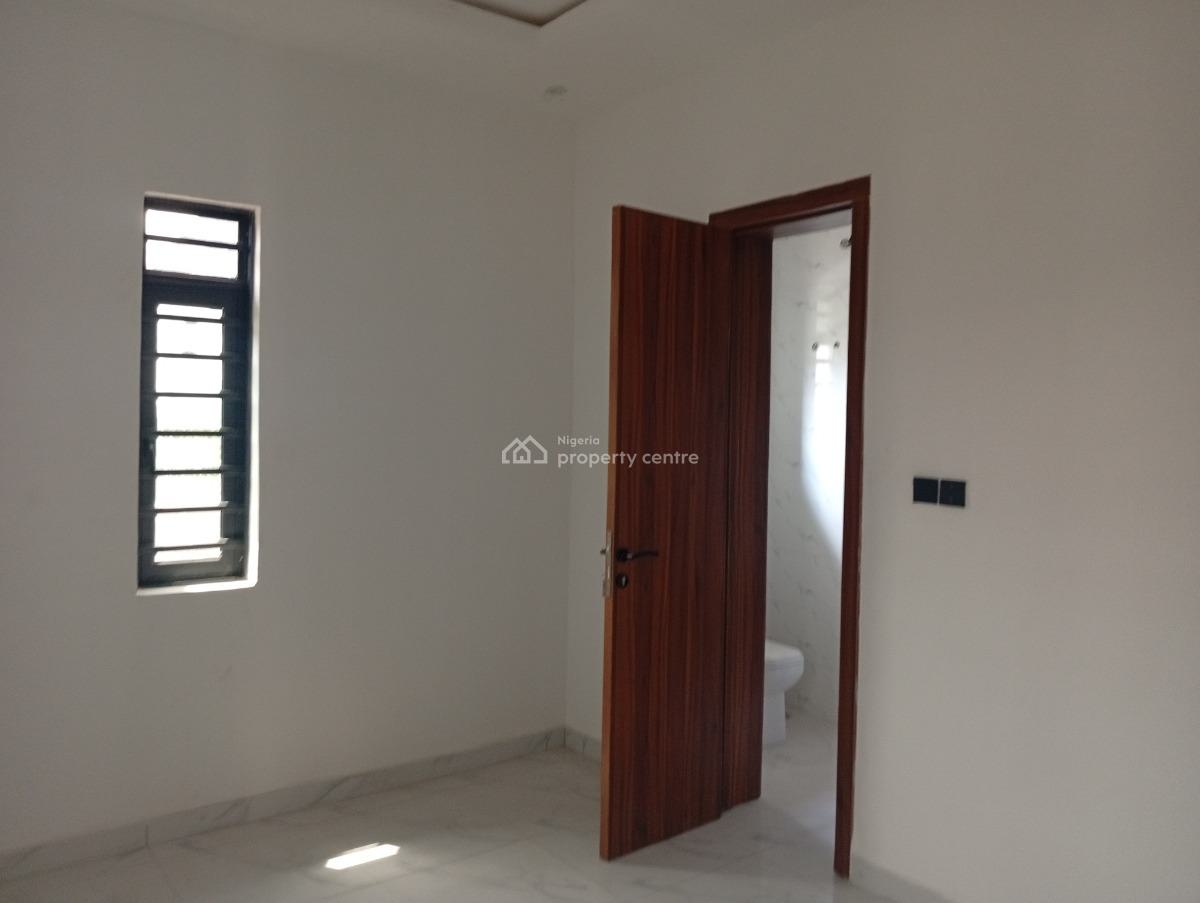 Newly Built and Luxury 2 Bedroom Flat, Off Ogombo Road, Lekki Phase 2, Lekki, Lagos, Flat / Apartment for Sale