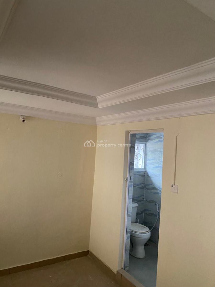 Block of 4 Units of 3 Bedroom Flat with 2 Bedroom Duplex, Randle, Surulere, Lagos, Block of Flats for Sale