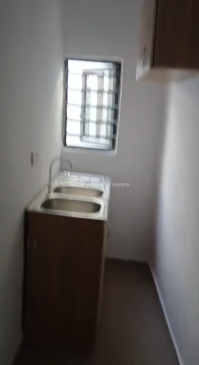 a Brand New Self Contain, Ogombo, Lekki Phase 2, Lekki, Lagos, Flat / Apartment for Rent